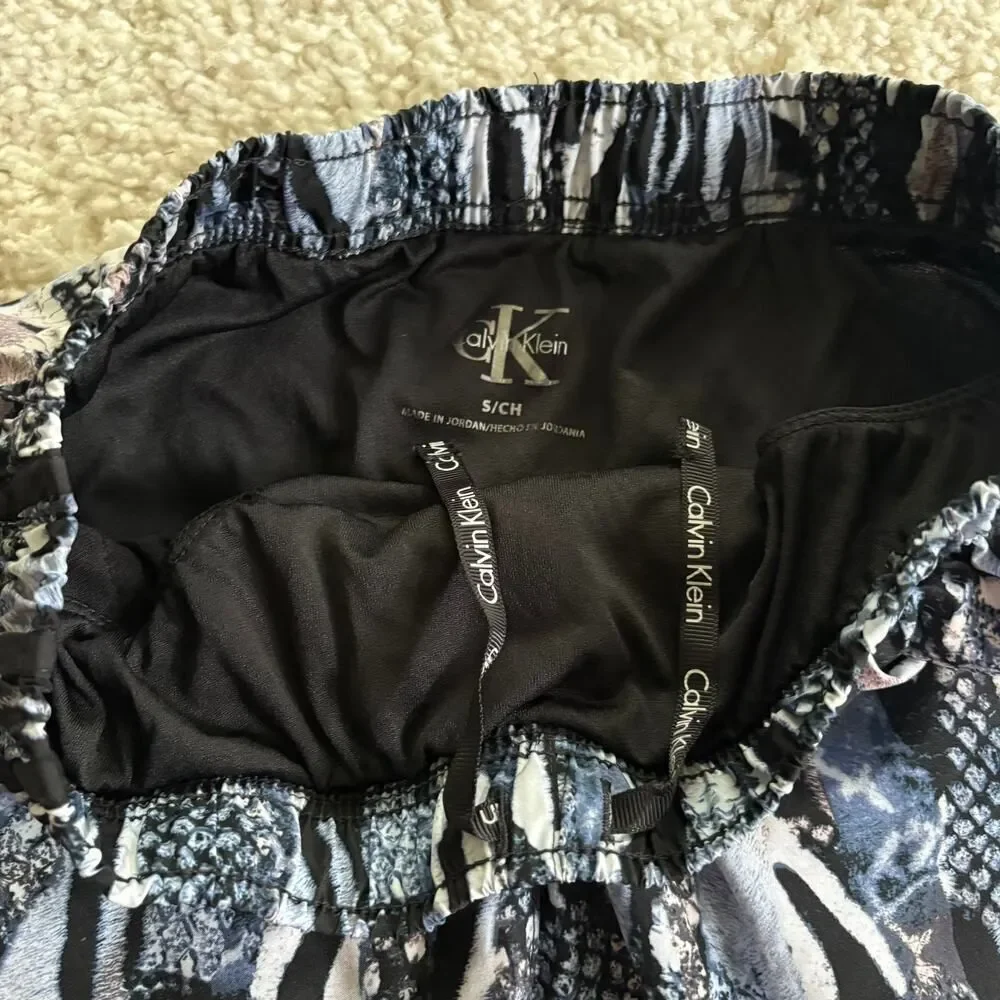 Calvin Klein Abstract Animal Print Athletic Shorts Blue Black Small - Picture 7 of 10